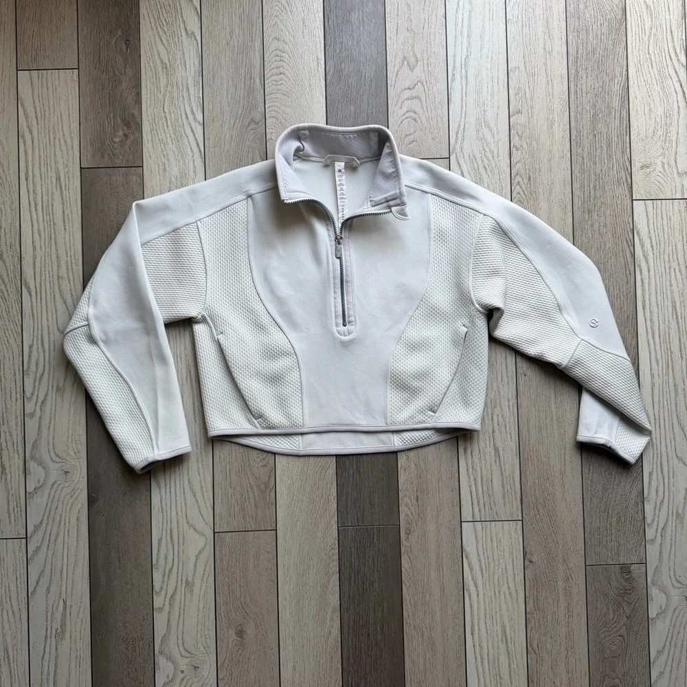 Lululemon Mixed Fabric Cropped Half-Zip Pullover in Bone color size S